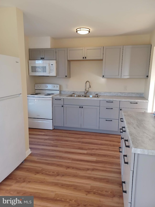 202 E Whitlock Ave, Winchester, VA 22601 - photo 2