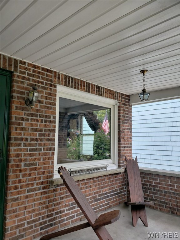 Spacious Front Porch