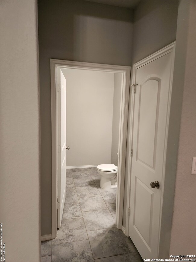 10527 Coyote Run, San Antonio, TX 78254 - photo 6