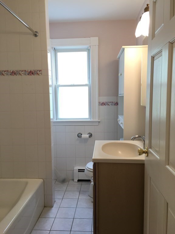 126 Lancaster Terrace unit 1, Brookline, MA 02446 - photo 5