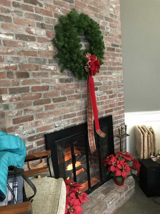 332 Parkside Rd unit 2, New London, NH 03257 - photo 6