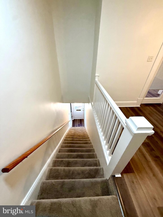 18 1/2 S Braddock St, Winchester, VA 22601 - photo 2