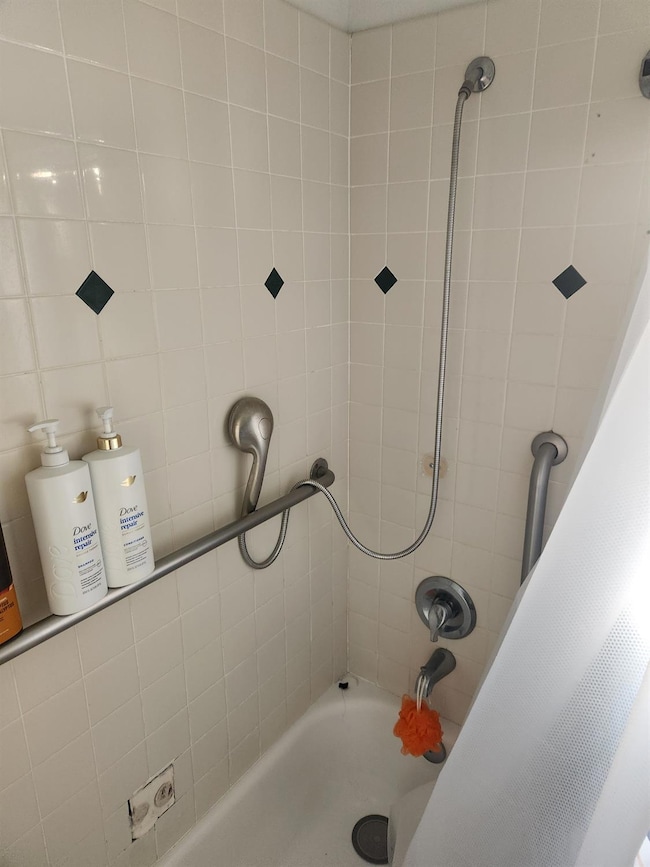 3812 E Clinton Ave, Fresno, CA 93703 - photo 6