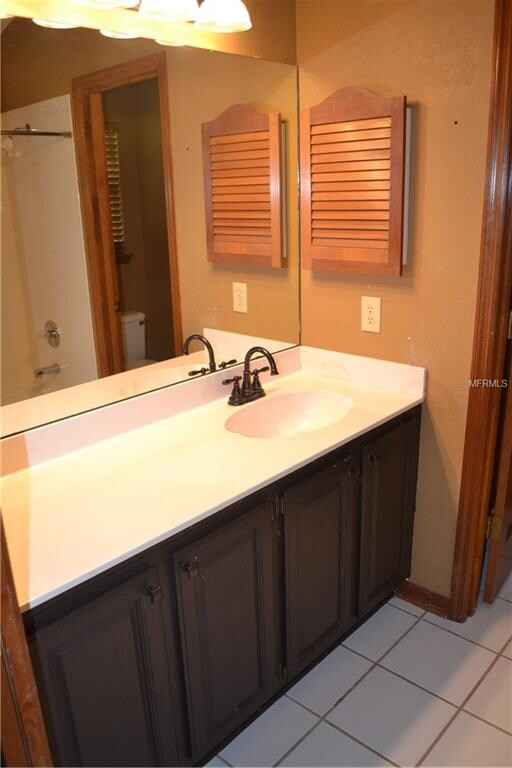 private bathroom in first master bedroom