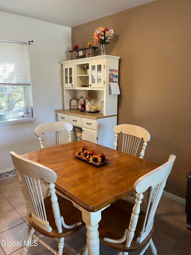 22 Hillcrest Ave, Schenectady, NY 12304 - photo 3