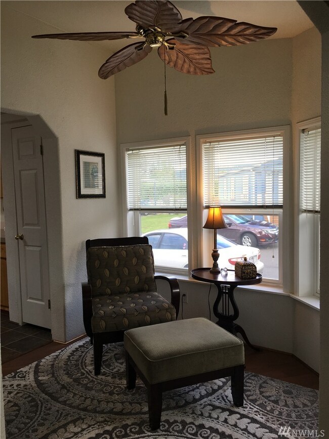 500 Grand Fir Dr, Enumclaw, WA 98022 - photo 3