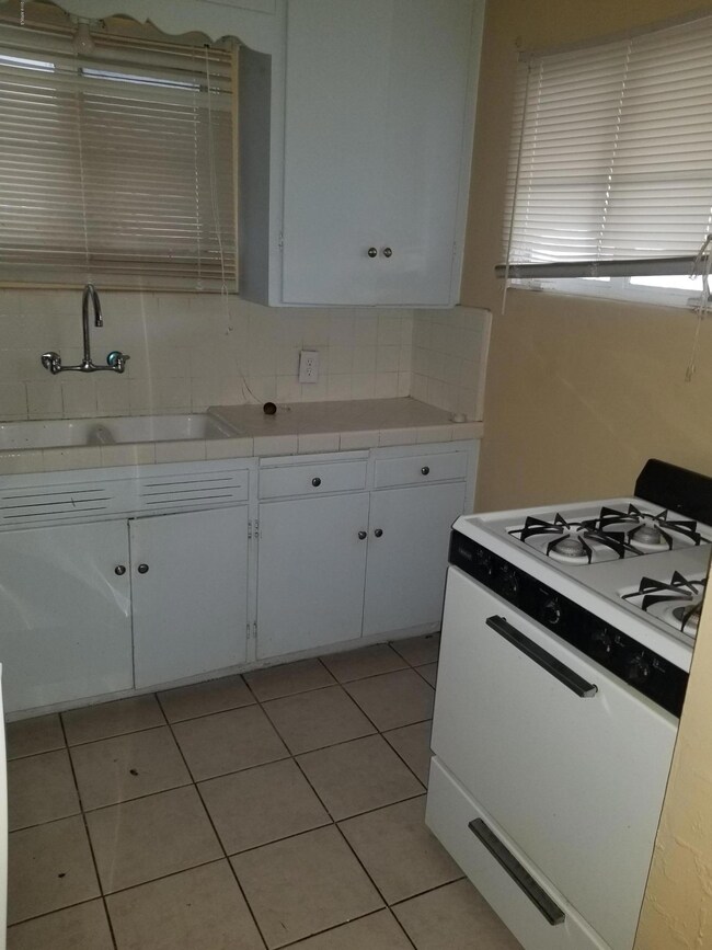 247 S Udall, Mesa, AZ 85204 - photo 2