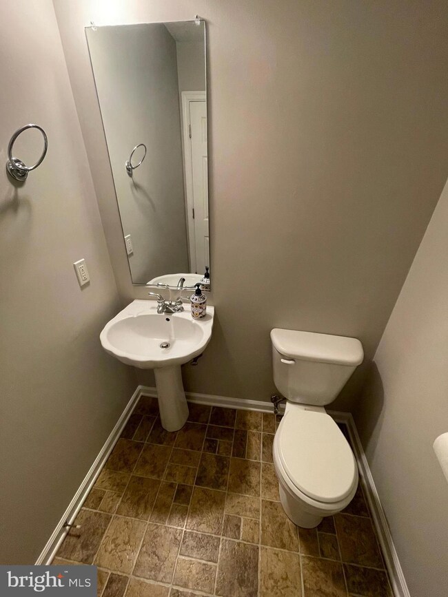 1969 Cidermill Ln, Winchester, VA 22601 - photo 6