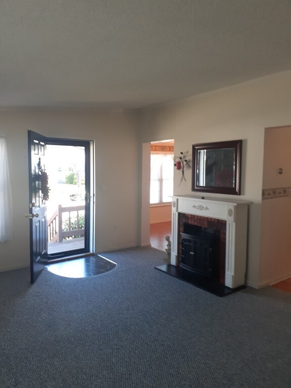 8 Minute Man Rd, Taunton, MA 02780 - photo 4