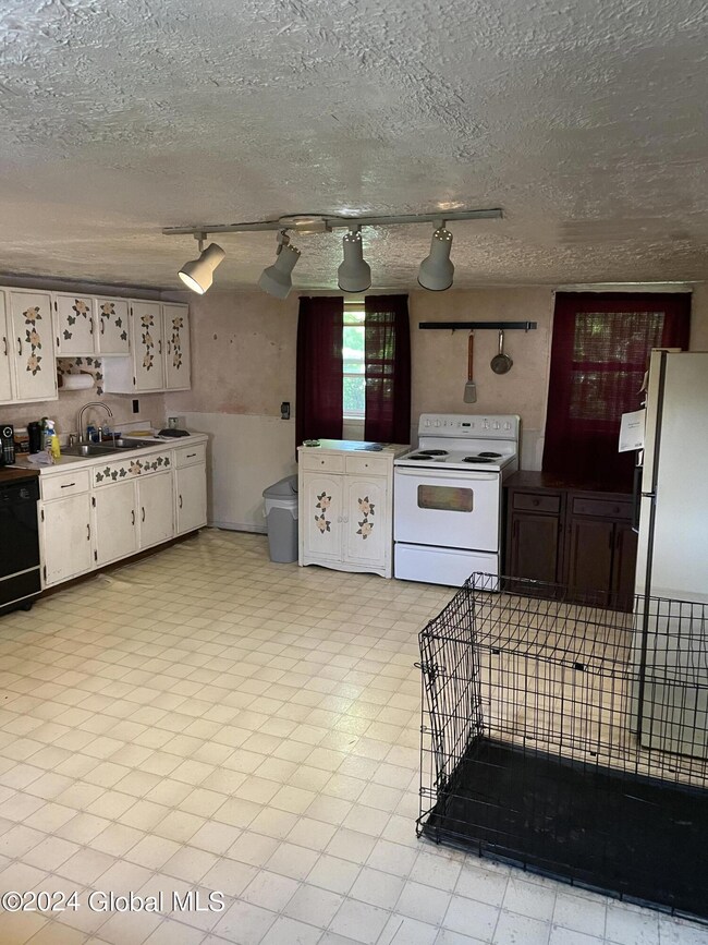 2nd Floor Kitchen
