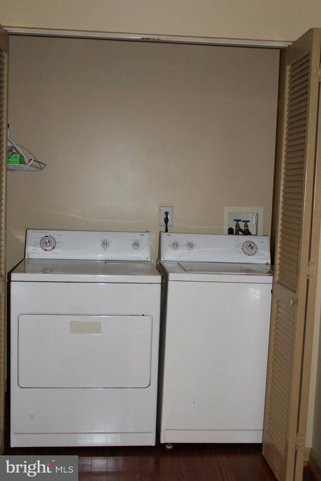 20 Yorktown Ct, Deptford Township, NJ 08096 - photo 3