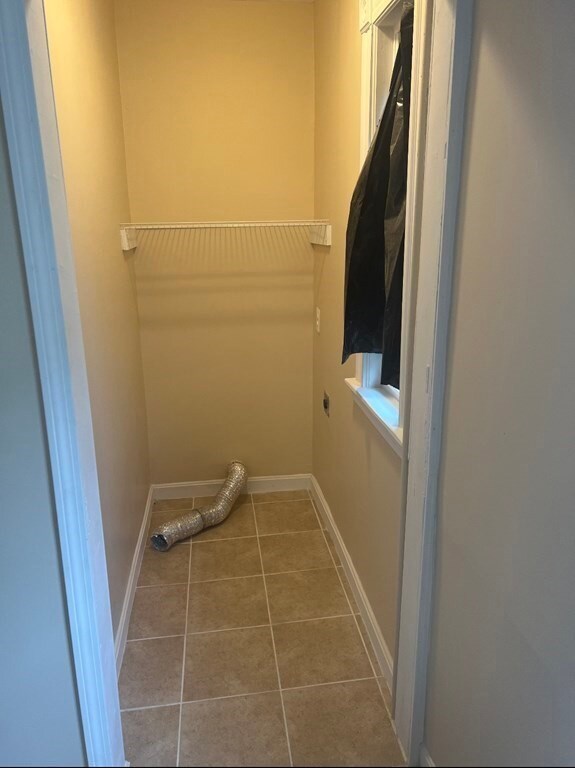 10 Mulvey St, Mattapan, MA 02126 - photo 5