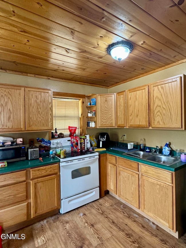 408 N Main St, Crosby, ND 58730 - photo 6