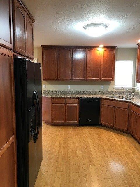 620 S 4th St, Central Point, OR 97502 - photo 4