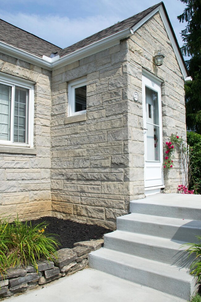 02a Front of Home
