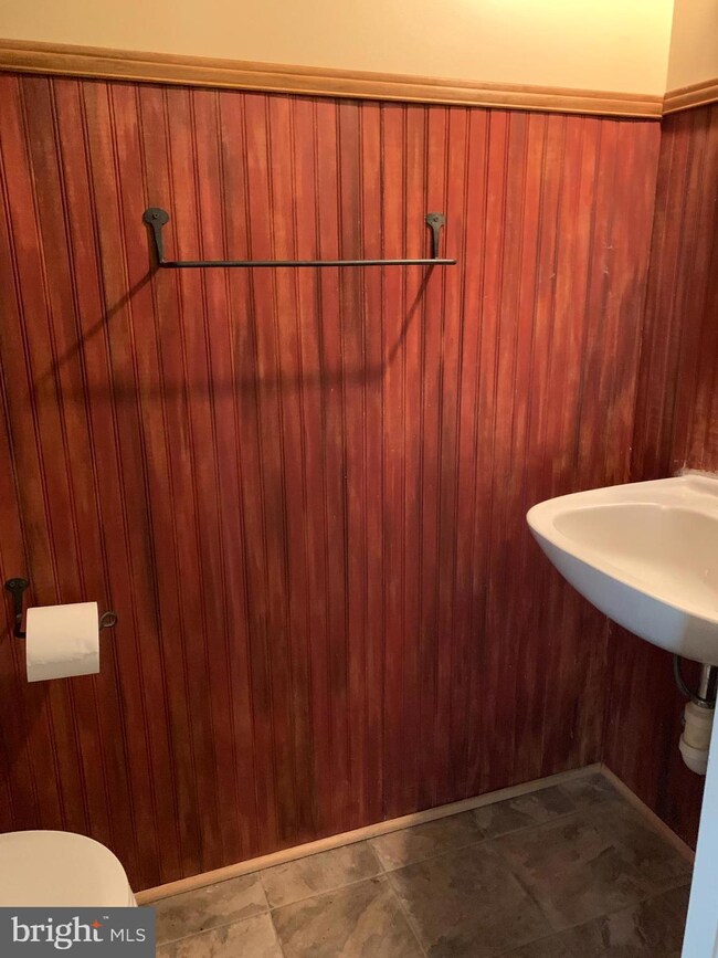 313 Georgetowne Ct, Stephens City, VA 22655 - photo 5