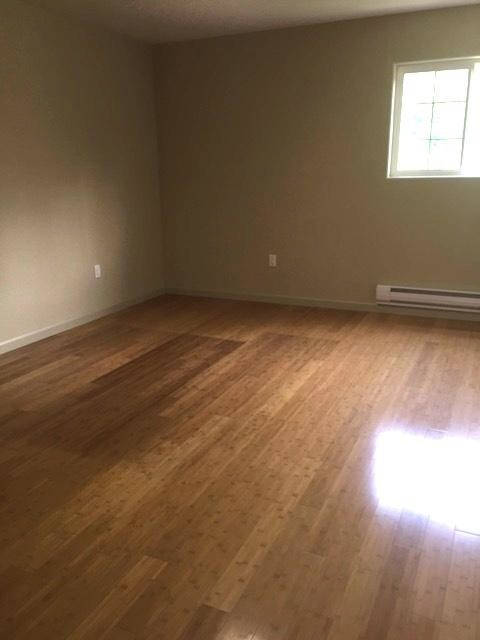 460 spring bedroom 2