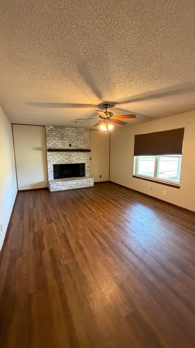 1006 Cambridge Ct, Miami, OK 74354 - photo 4