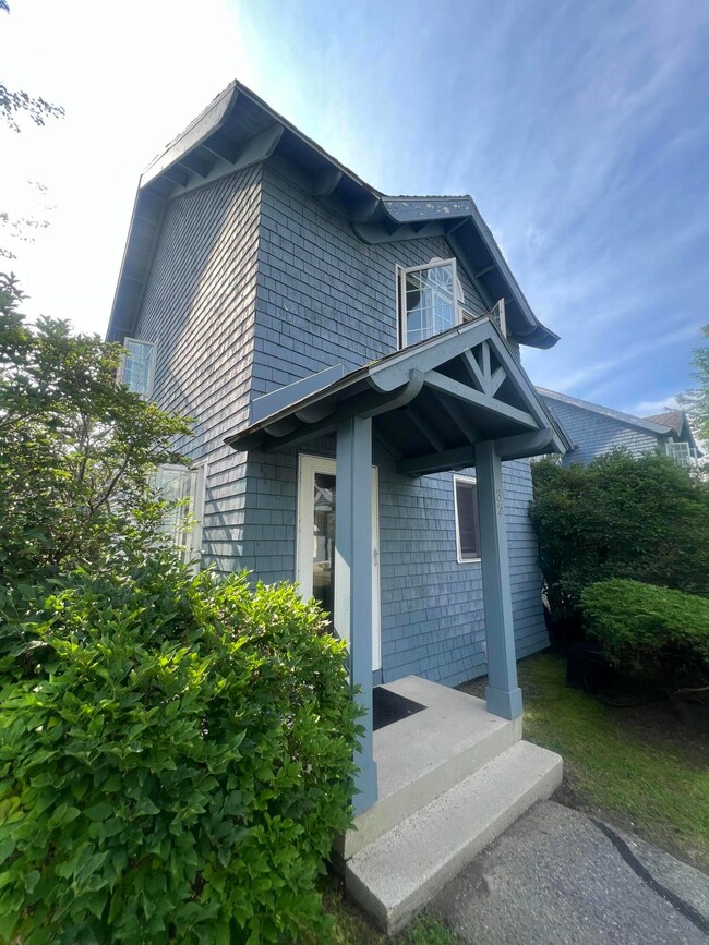 129 Portland Ave unit 32, Old Orchard Beach, ME 04064 - photo 3