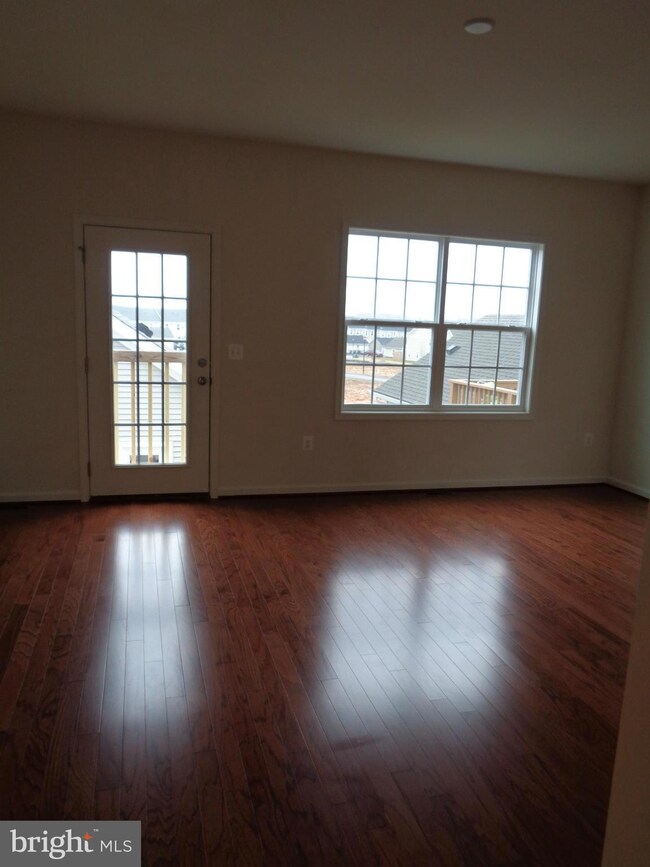 7107 Durrette Rd, Ruther Glen, VA 22546 - photo 6