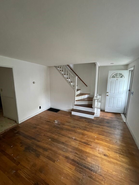 65 Bay State Rd, Quincy, MA 02171 - photo 4