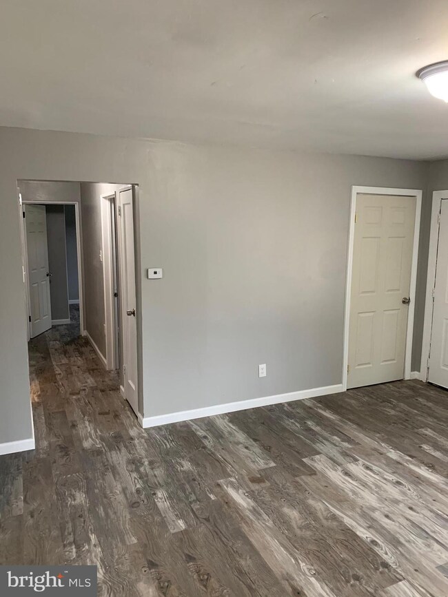 80 Lanning St, Ewing, NJ 08618 - photo 4