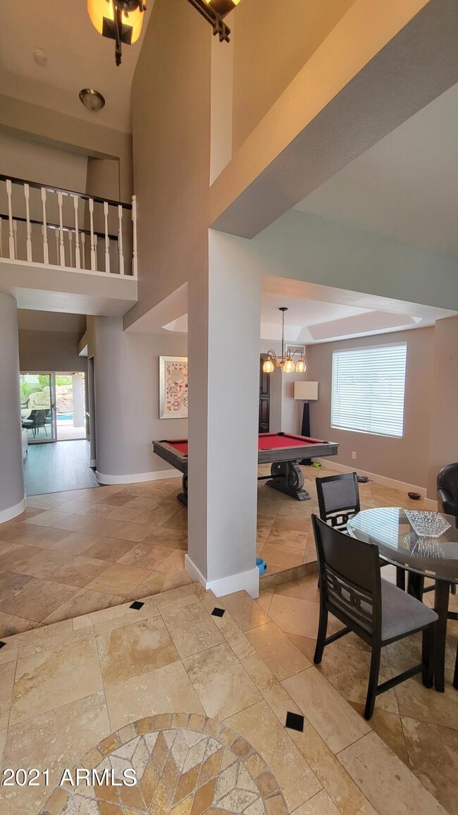 FronttoDining