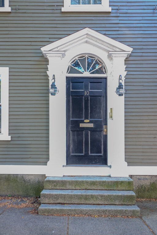 10 Andrew St unit 2B, Salem, MA 01970 - photo 2