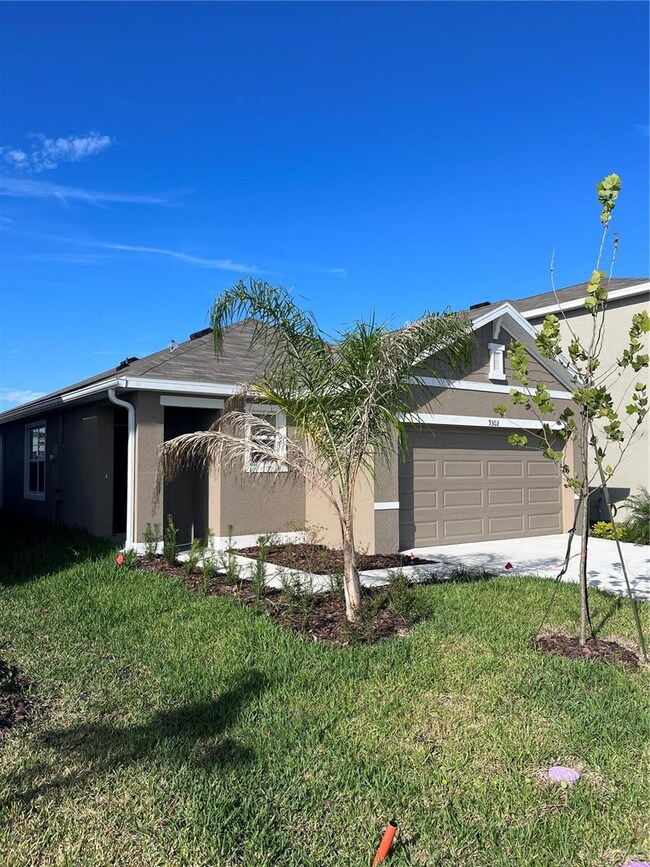 9302 Forge Breeze Loop, Wesley Chapel, FL 33545 - photo 2