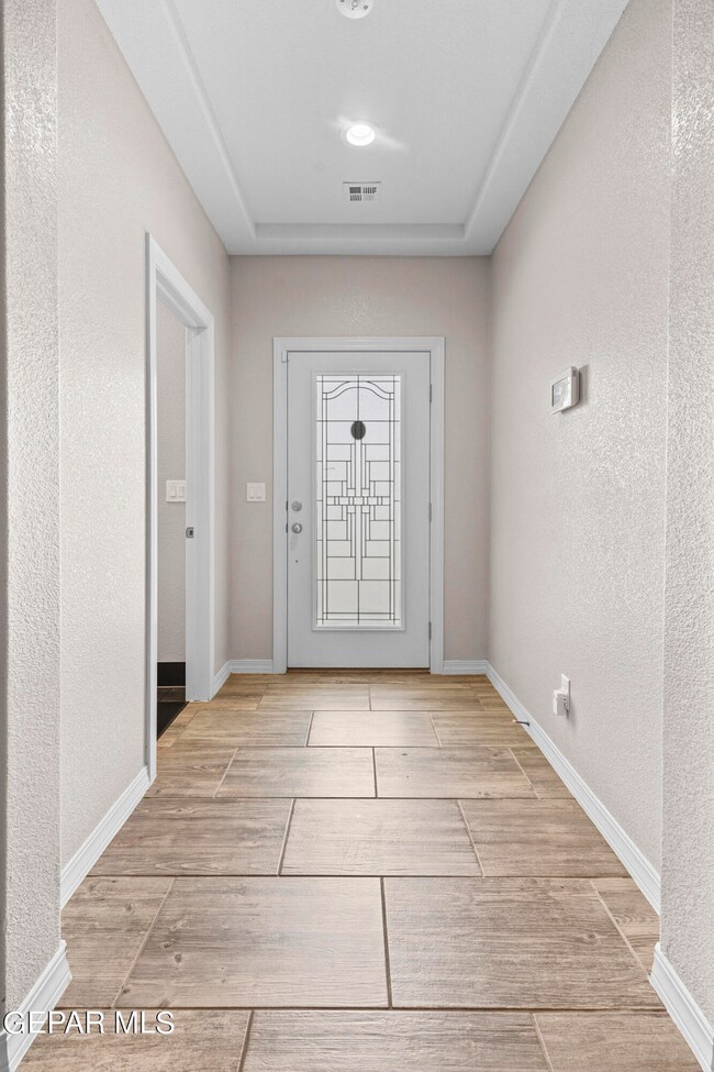 13664 Mill Hill Ct, El Paso, TX 79928 - photo 6