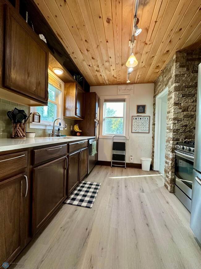 1620 8th Ave S, Fargo, ND 58103 - photo 6