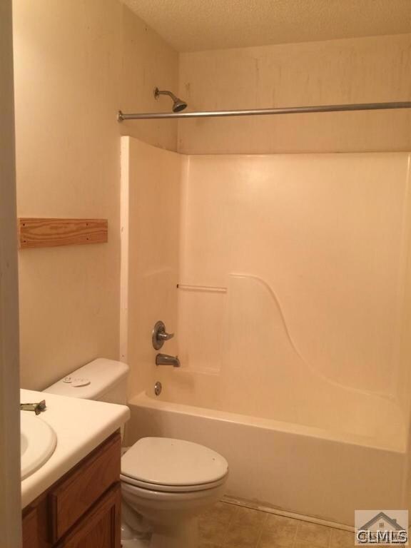 176 Crawford W Long St unit 2, Danielsville, GA 30633 - photo 7