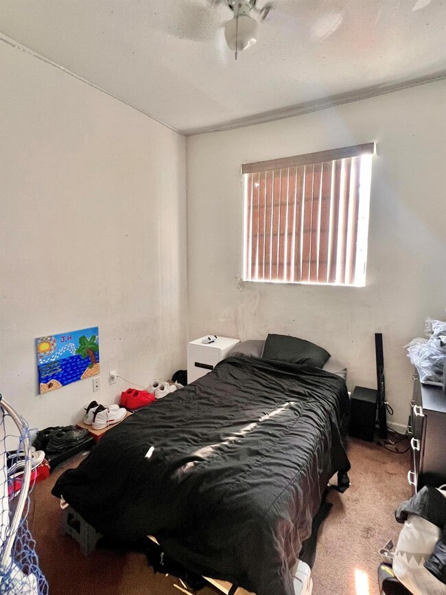 2010 Freeport Dr unit 4104, Riviera Beach, FL 33404 - photo 4