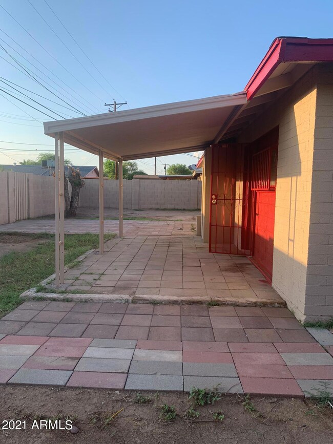 3026 N 43rd Ave, Phoenix, AZ 85031 - photo 6