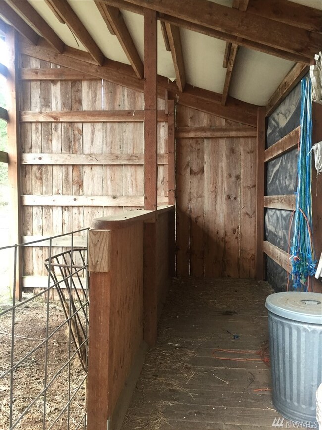 12808 Vail Rd SE, Yelm, WA 98597 - photo 7
