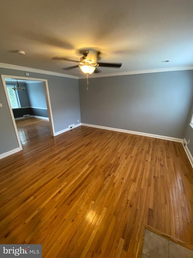 1508 Stonewood Rd, Baltimore, MD 21239 - photo 7