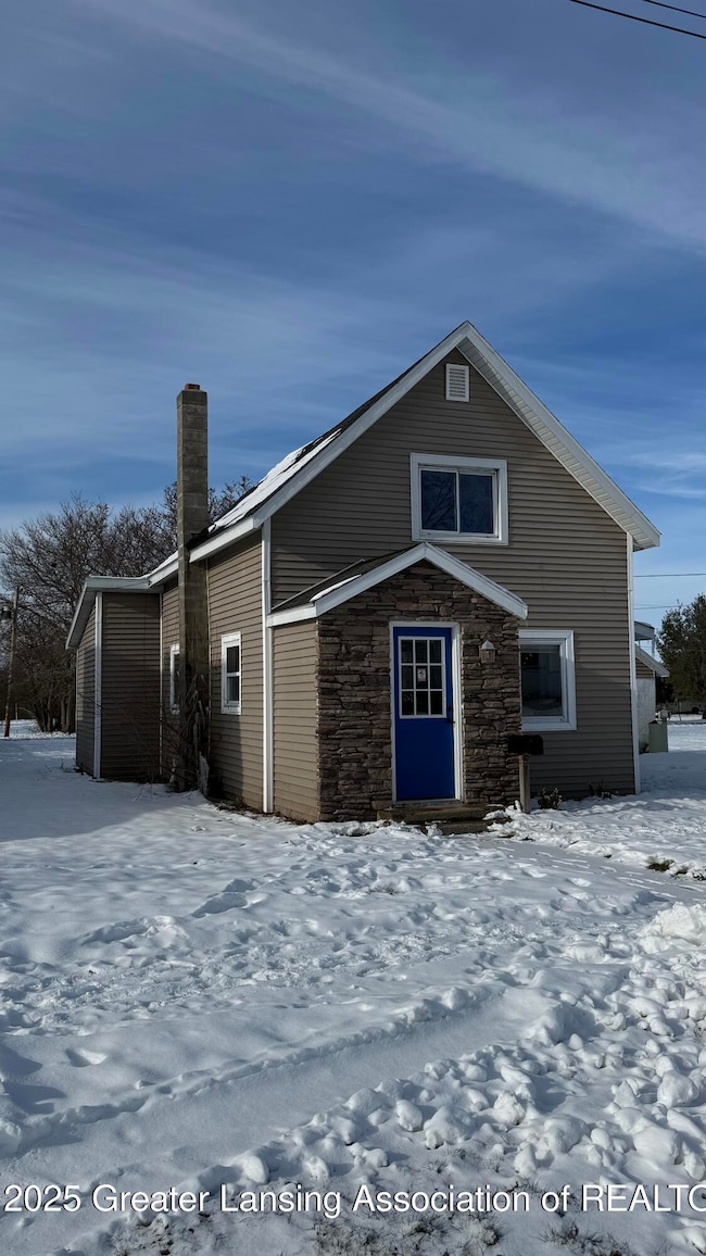 610 Maple St, Saint Louis, MI 48880 - photo 3