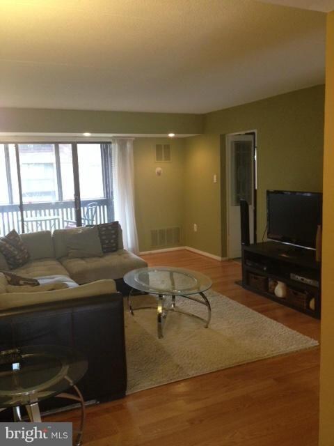 5235 W Running Brook Rd unit U201, Columbia, MD 21044 - photo 6