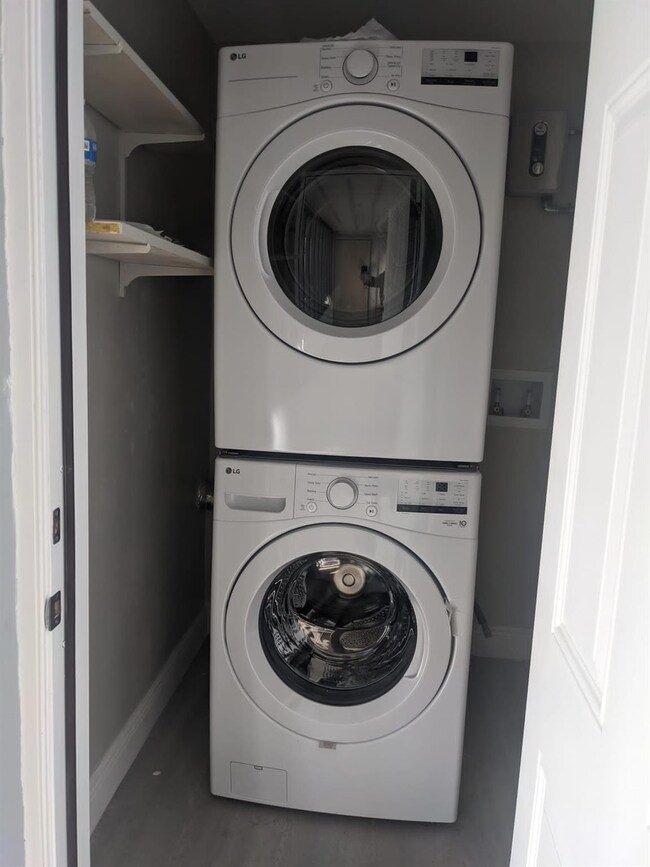 800 SW 5th Ave, Hallandale Beach, FL 33009 - photo 4