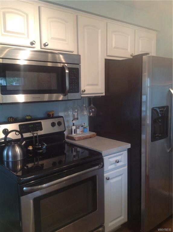 Kitchen appliances stay
