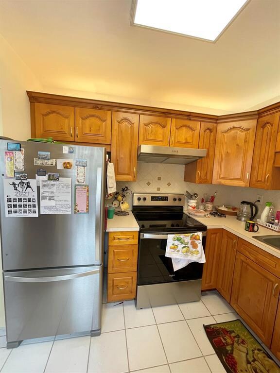 459 Capri J, Delray Beach, FL 33484 - photo 4