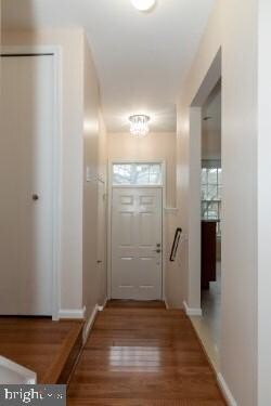 3906 Angelton Ct, Burtonsville, MD 20866 - photo 3