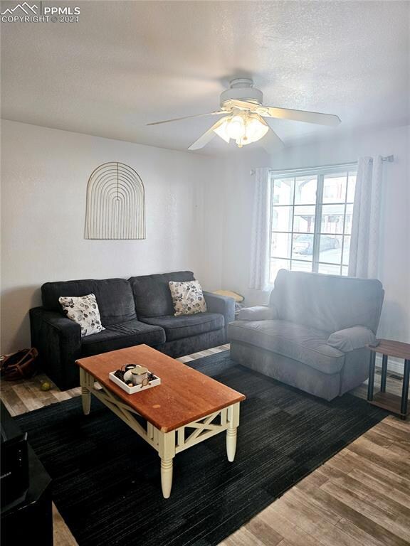 3 walls to create your furniture around.