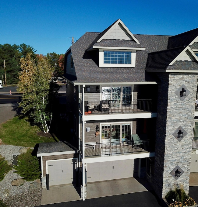 8600 Lakeview Dr unit B, Minocqua, WI 54548 - photo 4