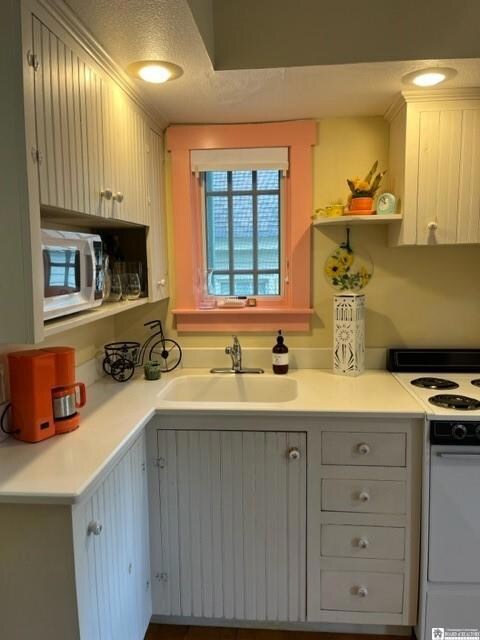 Bright and cheery kitchen