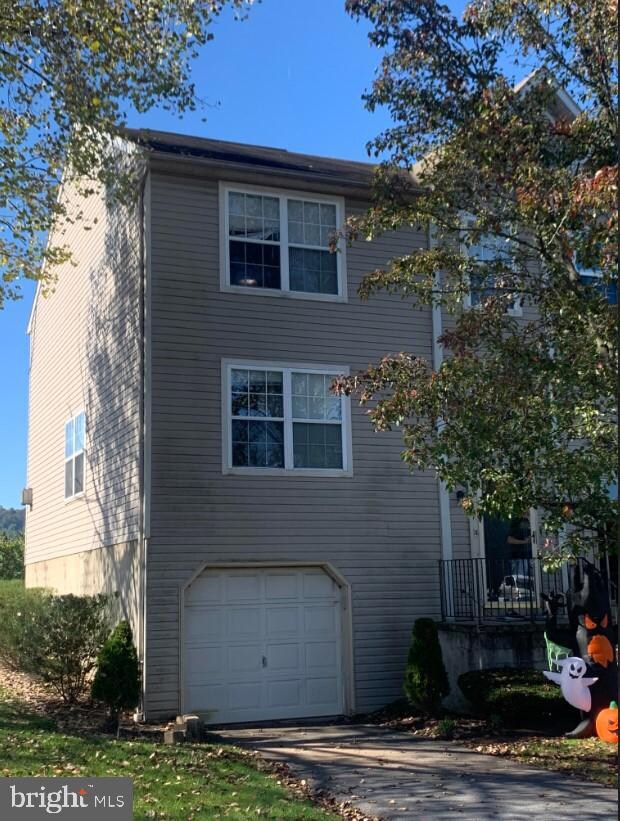 13-6 Cranberry Ridge unit 6, Reading, PA 19606 - photo 2