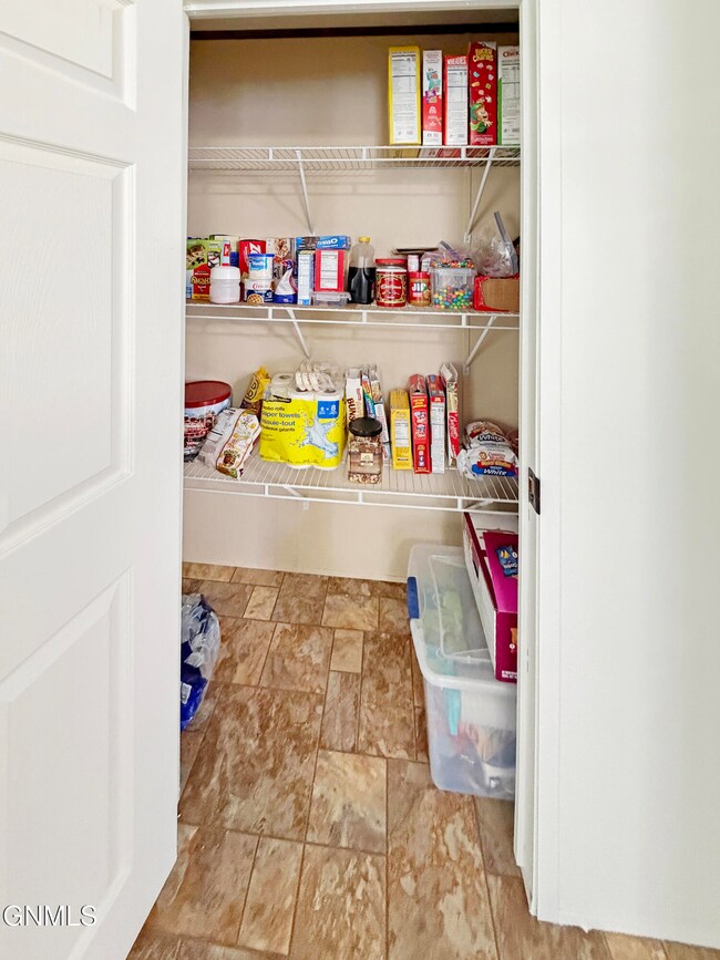 5451 138th Ave NW unit 305, Williston, ND 58801 - photo 5