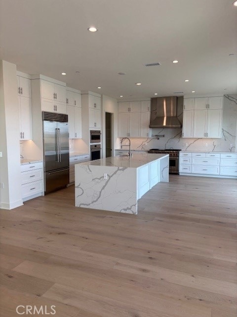 Kitchen & Waterfall Island