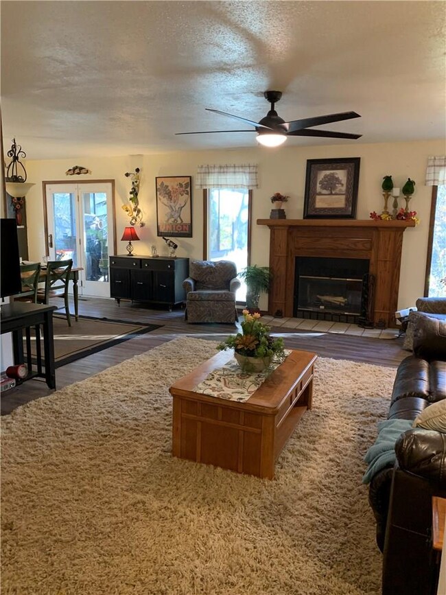 15 Regent Ln, Bella Vista, AR 72715 - photo 3