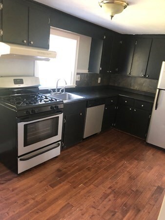 1029 S Main St, Bellingham, MA 02019 - photo 3